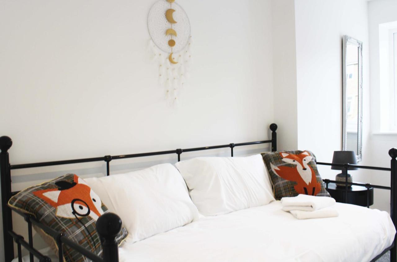 Abingdon - Private Flat With Parking 09 Apartment Bagian luar foto